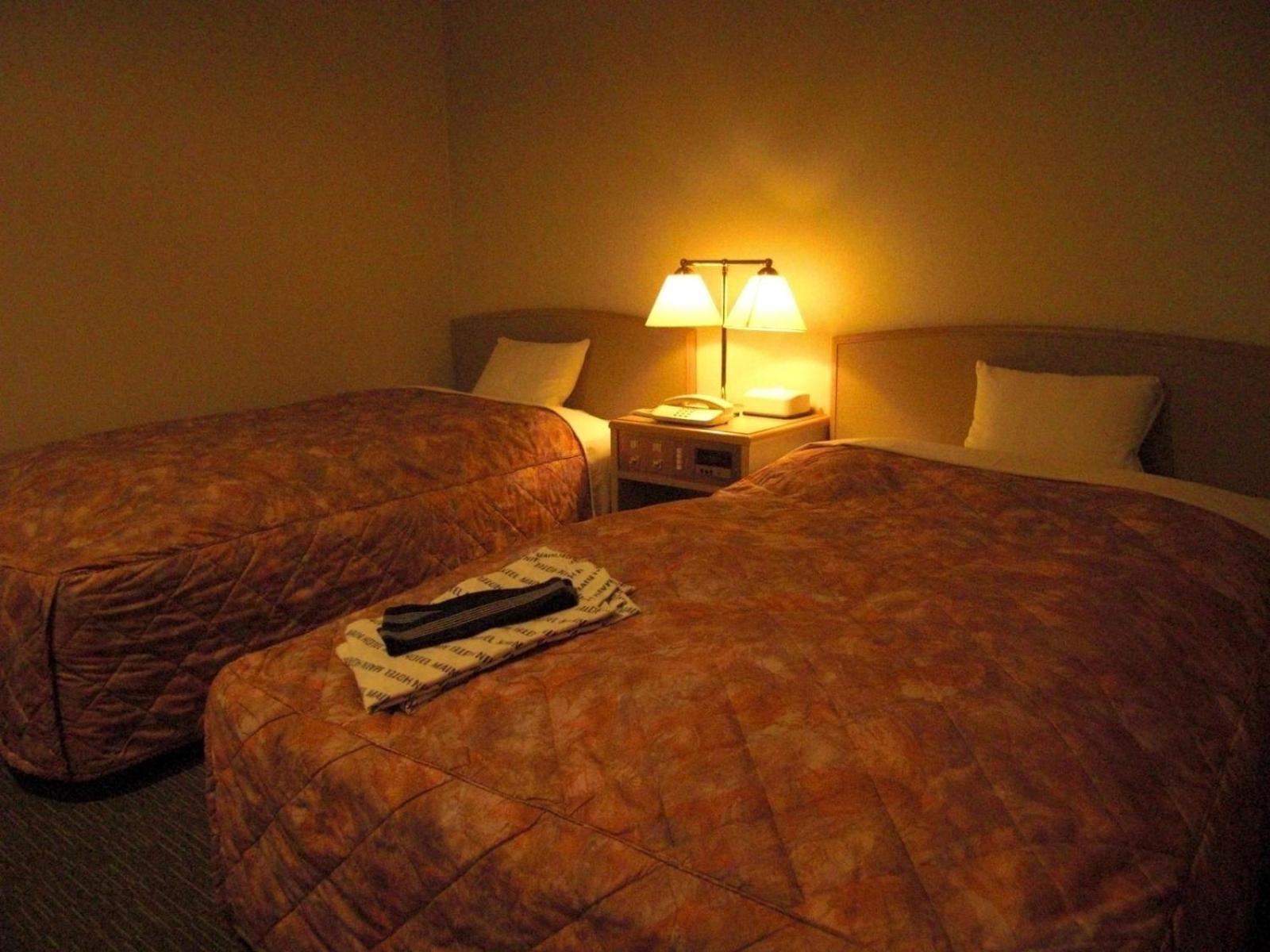 Miyakonojō Main Hotel - Vacation Stay 82549 מראה חיצוני תמונה